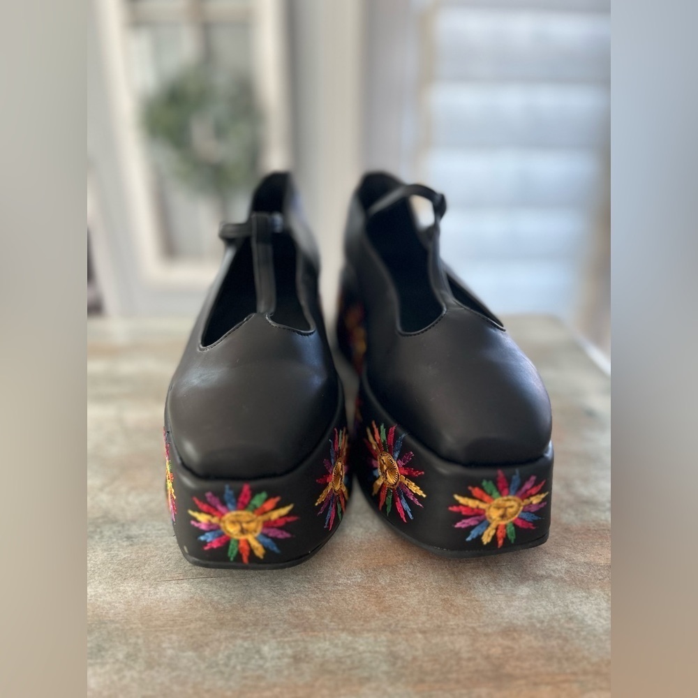 FARM Rio Black Platform Mary Janes with Multicolor Embroidered Sun Motif - Picture 3 of 8